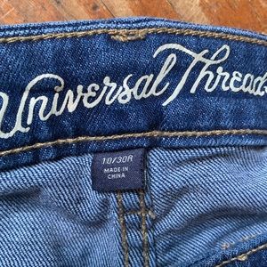 Universal Thread Jeans - Universal Thread Distressed Jeans Universal Thread Jeans - Universal Thread Distressed Jeans